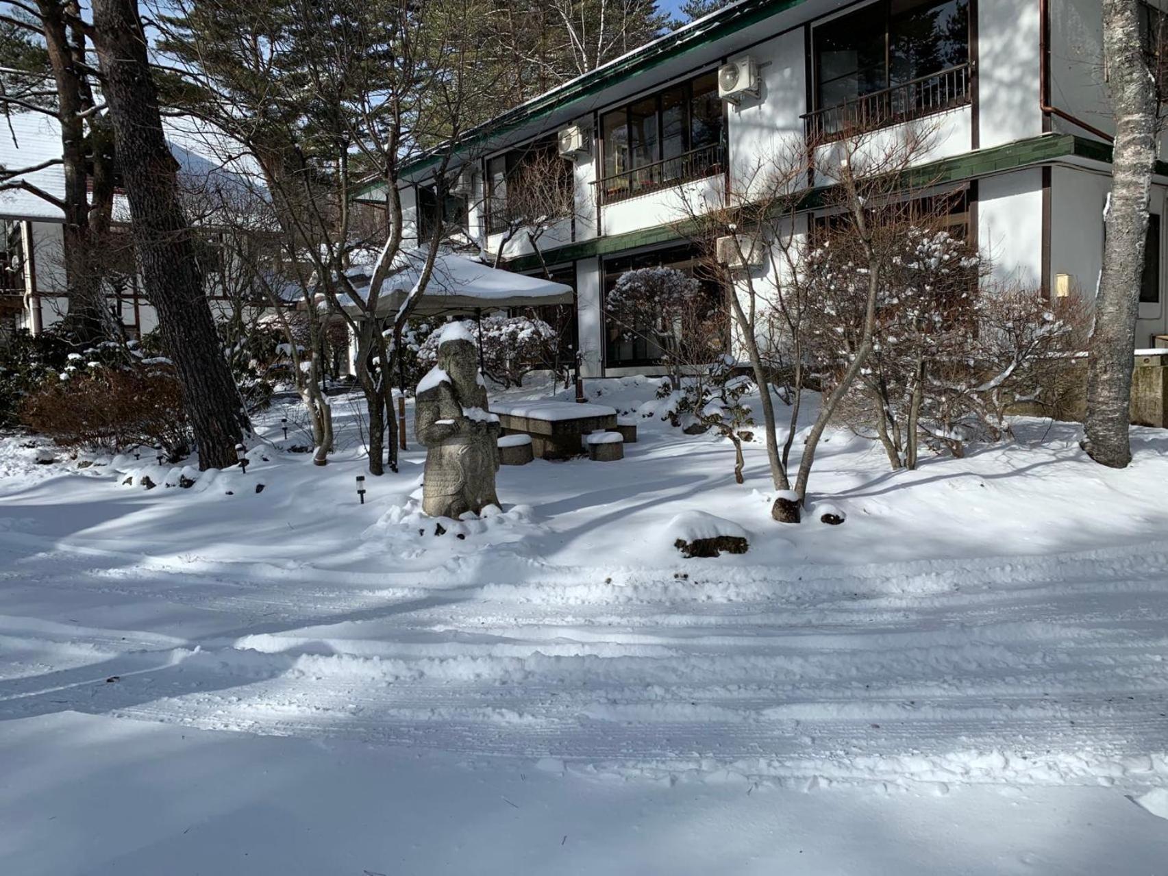 Ele Hotel Onsen Ryokufutei Kusatsu  Zewnętrze zdjęcie